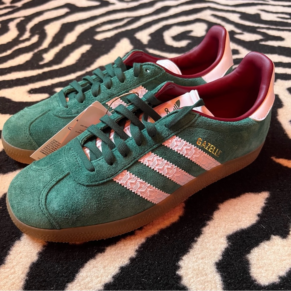 NWT Adidas Gazelle Originals Sneakers Collegiate Green Gum Sz Men 6/Women 7 - Picture 9 of 16